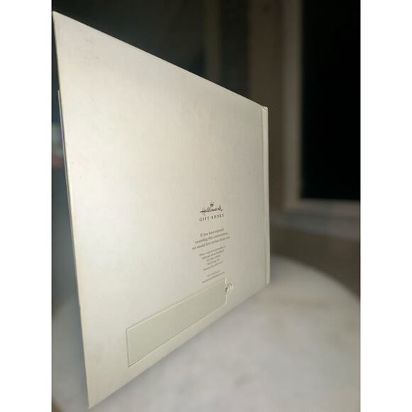 Mom and Me: Conversations to Keep Recordable Storybook - Picture 8 of 10